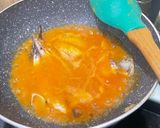 Foto langkah ke 4 dari resep Kembung saus tomat.