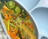 Foto langkah ke 6 dari resep Mangut Ikan Lele (Menu Bocil).