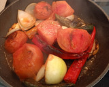 Foto del paso 1 de la receta: Salsa ranchera para tacos