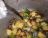 A picture of step 5 of Parwal do pyaza.