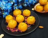 बेसन लड्डू (besan ladoo recipe in Hindi) रेसिपी चरण 6 फोटो