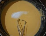 A picture of step 4 of Instant idli dhokla.