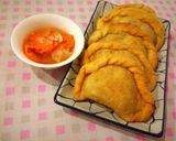 Hình bước làm 7 của món Bánh gối ( Bánh quai vạc)