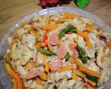 Foto langkah ke 5 dari resep Cah jamur wortel.