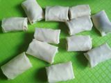 Lumpia isi telur dan crab stick