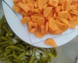 عکس مرحله 6 از دستور ترشی لوبیا سبز و هویج solmaz