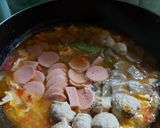 Foto langkah ke 4 dari resep Seblak Lengkap.