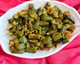 A picture of step 5 of Okra Do pyaza.