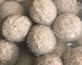 Foto langkah ke 4 dari resep Bakso Kenyal Daging Ayam+Sapi.