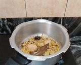 A picture of step 4 of Egg peas masala.