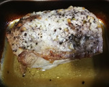 Foto del paso 5 de la receta: Lomo de cerdo al horno con verduras salteada, quinoa y salsa