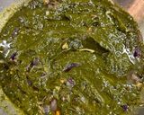 A picture of step 2 of Sarsoon ka saag.