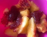 Foto del paso 1 de la receta: Helado refrescante de durazno y frutilla light