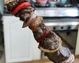 รูปขั้นตอนการทำที่ 5 ของ เคบับเนื้อวัวสองสัญชาติ (Beef Kabob)