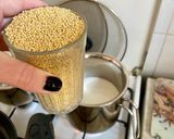A picture of step 2 of Каша пшённая на молоке.