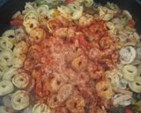 Foto del paso 2 de la receta Tortellinis de Carne con pollo, Pimientos y Champiñones
