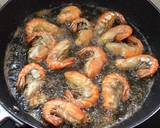 กุ้งทอดกระเทียมพริกไทย วิธีทำสูตร 3 รูป