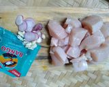 Foto langkah ke 1 dari resep Tumis Ayam kecap.