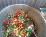 Foto langkah ke 3 dari resep Ayam Goreng Pedas Sereh.