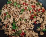Foto langkah ke 4 dari resep Chicken Pad Kra Pao / Pad Kra Pao Gai 🇹🇭.