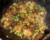 गोभी मटर की रसेदार सब्जी (Gobhi matar ki rasedar sabzi recipe in hindi)  रेसिपी चरण 14 फोटो