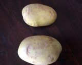 A picture of step 1 of California Farm Watercress Mashed Potatoes.