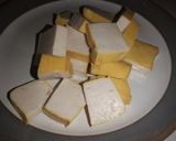 Foto langkah ke 1 dari resep Cah Tahu Brokoli Ayam.