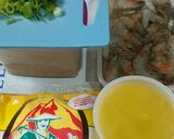 Foto langkah ke 1 dari resep Tekwan Udang Putih Telur.