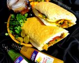 عکس مرحله 1 از دستور ساندویچ گوشت ومرغ solmaz