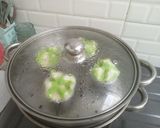 Foto langkah ke 2 dari resep Bolu kukus mekar.