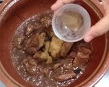 A picture of step 5 of Dahi Gosht(yoghurt Curry).