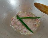 Foto langkah ke 2 dari resep Ikan Semur Cabe Rawit.