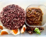 รูปขั้นตอนการทำที่ 7 ของ เมนูข้าวกล่อง🍚น้ำพริกลงเรือสูตรถั่วเน่าแคปเคียงไข่เค็ม🍄เห็ดออรินจิหวาน🌽🥬ผักทอดและผักลวก🌶️🫛🌶️🧄
