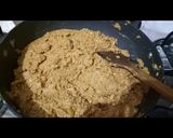 A picture of step 1 of Besan ke ladoo.