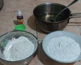 Foto langkah ke 1 dari resep Cucur Merah Putih.