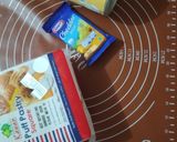 Foto langkah ke 1 dari resep Bolen lilit keju 3 bahan.