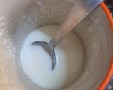 A picture of step 3 of UAE Tahini Sauce.