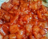 A picture of step 2 of Tomato bucket red sauce pasta.