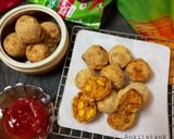 A picture of step 5 of Quick and Crispy poha pizza balls.