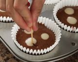 A picture of step 11 of Marble Chiffon Cupcake.