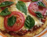 Foto del paso 3 de la receta: Pizza saludable, sin harina de trigo y sin horno