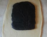 Foto langkah ke 4 dari resep Chocolate Wassant Bread.