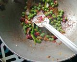 A picture of step 4 of Cabbage curry.