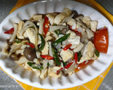 Foto langkah ke 5 dari resep Oseng Tahu Jamur Pedas.