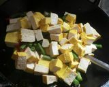 Foto langkah ke 4 dari resep Oseng Tahu Buncis.
