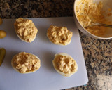 Foto del paso 3 de la receta: Huevos rellenos, “viejunos”