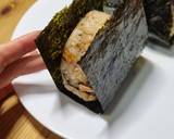 ข้าวปั้นรสสาหร่ายคอมบุตุ๋นและปลาแห้ง Kombu no Tsukudani Onigiri 昆布の佃煮おにぎり วิธีทำสูตร 5 รูป