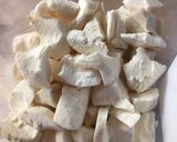 A picture of step 2 of Bubur Manado / Tinutuan(in English & Indonesian language).
