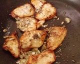 รูปขั้นตอนการทำที่ 3 ของ ข้าวไรซ์เบอร์รี่ไก่ทอดกระเทียมไข่ต้ม