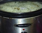 A picture of step 10 of Crock pot lasagna.
